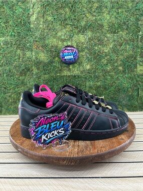 Adidas Superstar Core Black Gold Red